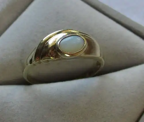 eleganter 333er Gold Damen Ring mit Opal Edelstein (134119)