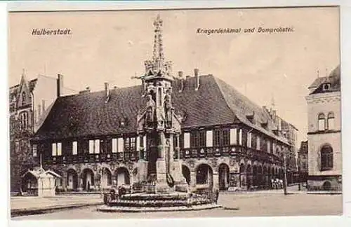 36165 Ak Halberstadt Kriegerdenkmal & Domprobstei 1915