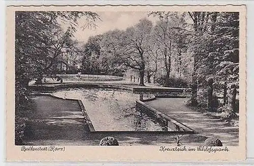 62499 Ak Ballenstadt (Harz) Kreuzteich im Schloßpark um 1940
