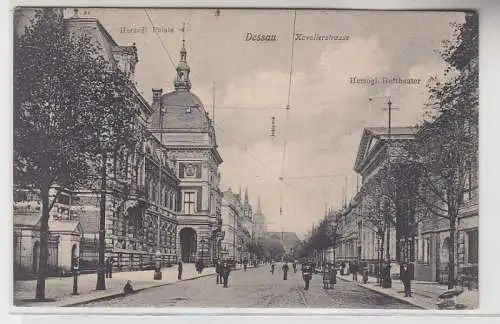 71425 Ak Dessau Ansicht Kavalierstrasse, Herzogl. Hoftheater und Palais 1909