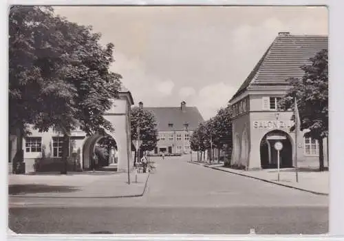 89685 AK Lutherstadt Wittenberg-Piesteritz - Blick zum Marktplatz mit Pieck-Haus