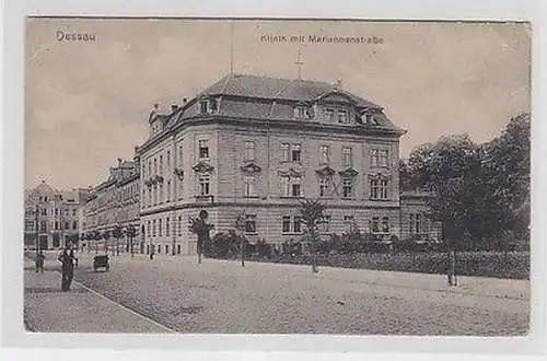 61538 Ak Dessau Klinik mit Mariannenstraße 1917