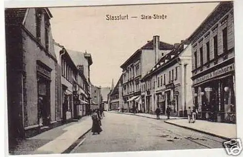 32816 Ak Stassfurt Stein Straße mit Geschäften um 1920