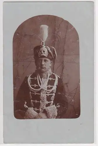 907912 Foto AK Leibhusar Totenkopfhusar in Uniform Poststempel Wreschen 1909