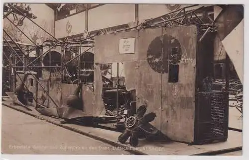41663 Ak Erbeutete Gondel und Zubehörteile d. franz. Luftschiffes ALSACE um 1920