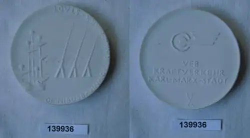 DDR Porzellan Medaille Omnibusbahnhof VEB Kraftverkehr Karl-Marx-Stadt (139936)