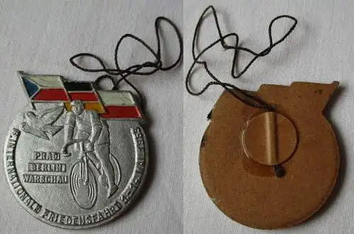 DDR Papp Abzeichen Friedensfahrt 1953 Prag Berlin Warschau (108805)