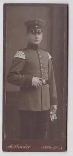75653 Kabinett Foto Leipzig-Gohlis Soldat mit Schirmmütze 1. Weltkrieg um 1914