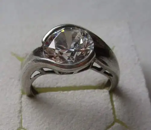 charmanter 925er Sterling Silber Ring mit klarem Schmuckstein (156110)