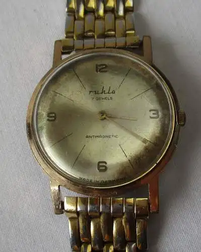 UMF Ruhla Armbanduhr 7 jewels antimagnetic Handaufzug 60er Jahre (133953)