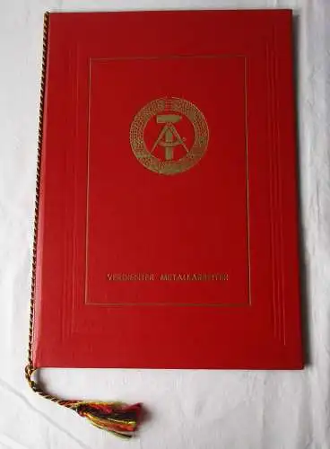 DDR Urkunde Ehrentitel Verdienter Metallarbeiter 4. April 1981 Steger (136179)