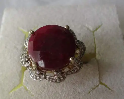 eleganter 925er Sterling Silber Ring vergoldet mit magenta Edelstein (117563)