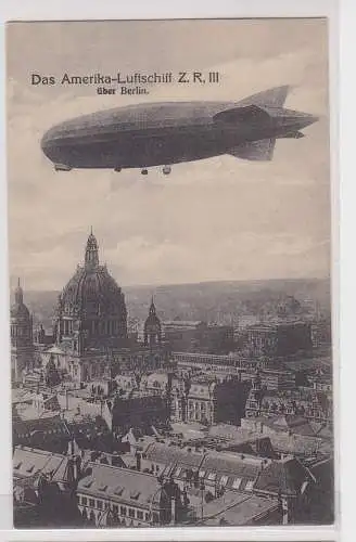 903942 Ak Das Amerika Luftschiff Z.R.III über Berlin um 1920