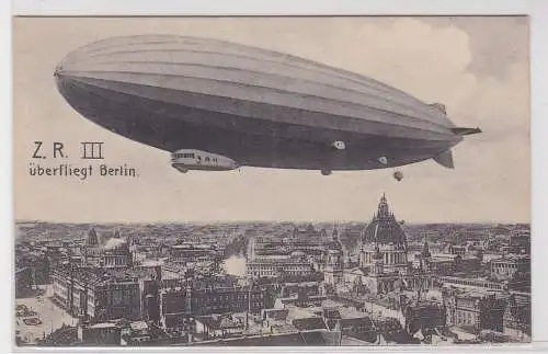 903839 Ak Das Amerika Luftschiff Z.R.III über Berlin um 1920