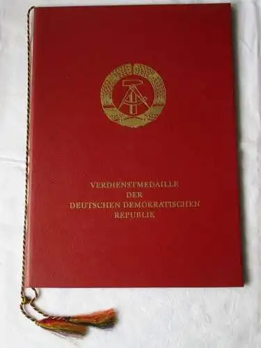 Urkunde Verdienstmedaille der Deutschen Demokratischen Republik 1971 (165143)