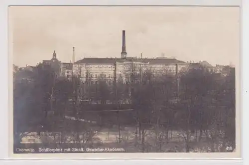 70095 Ak Chemnitz - Schillerplatz mit staatl. Gewerbe-Akademie 1931