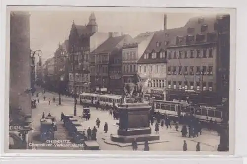 905071 Ak Chemnitz - Markt mit Straßenbahn- und Autoverkehr 1929