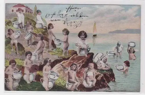 906215 Humor Ak Babys mit Nachttöpfen am Meer um 1900