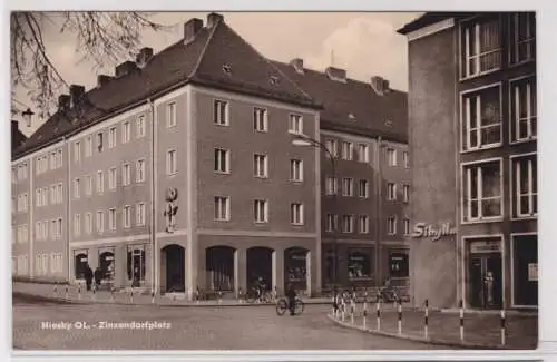 905569 AK Niesky Oberlausitz - Zinzendorfplatz, Straßenansicht 1963