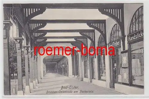 76553 Ak Bad Elster Brunnen-Colonnade am Badeplatz 1911