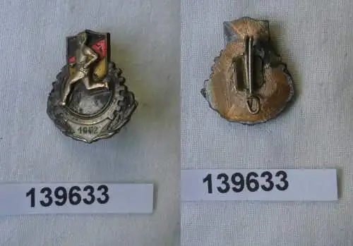 DDR Abzeichen der Sportklassifizierung 1952 in Bronze (139633)