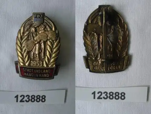 DDR Abzeichen FDJ Erntenadel "Stadt und Land Hand in Hand" 1953 (123888)