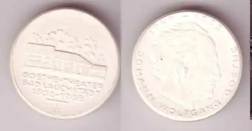 DDR Medaille aus Meissner Porzellan Goethe Theater Bad Lauchstädt 1968