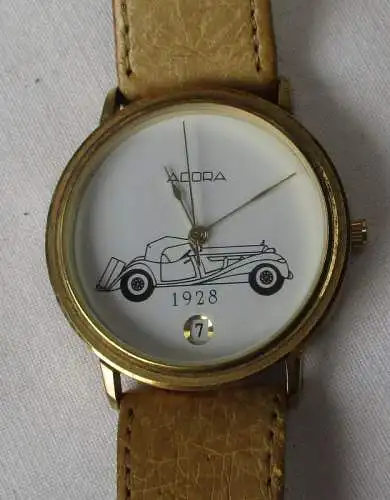 Armbanduhr der Marke Adora mit Mercedes Benz Sportstourer 1928 (104020)