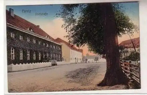 56694 Ak Paretz Dorfstrasse um 1910