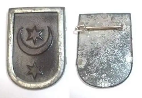 altes Abzeichen Blech und Leder Halle Saale um 1920