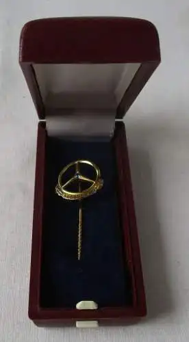 Firmen Anstecknadel Mercedes 500.000km 835er Silber vergoldet + Saphir (100867)