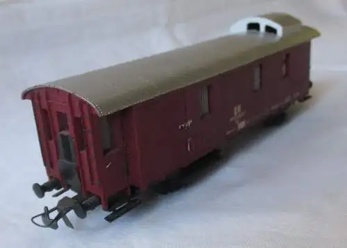 Modellbahn Spur H0 Piko DR  Reisezug-Packwagen rot (101147)