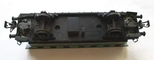 Piko Modellbahn Spur H0 Personenwagen mit Plattform zweiachsig (109859)