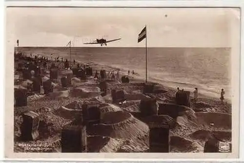 52873 Ak Westerland Sylt Flugzeug überfliegt den Strand 1929