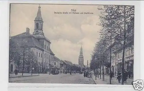 29606 Ak Tilsit Deutsche Straße mit Rathaus um 1940