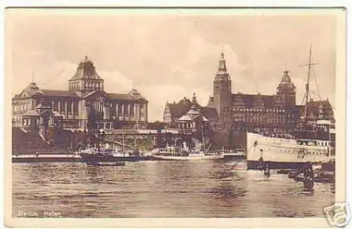 08041 Ak Stettin Hafen mit Dampfer Rügen 1935