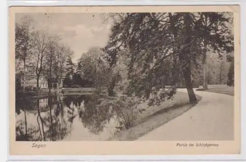 99062 Ak Sagan Zagan Partie im Schloßgarten 1925