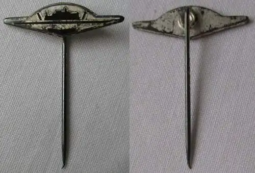 alte Anstecknadel Logo Fahrzeughersteller Wartburg Eisenach um 1960 (138358)