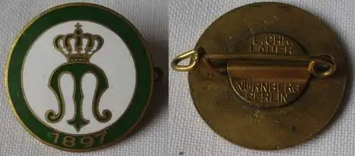 emailliertes Abzeichen gekröntes Monogramm M 1897 L.Chr. Lauer Nürnberg (163351)