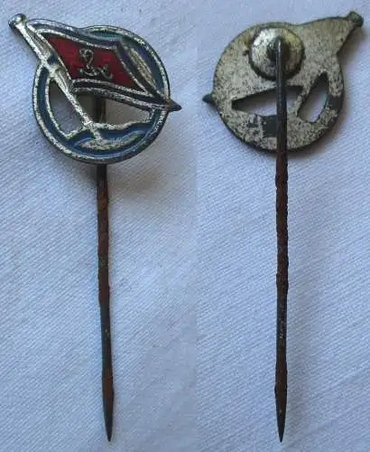 alte emaillierte Anstecknadel Marine bzw. Reederei Flagge mit Anker (120543)