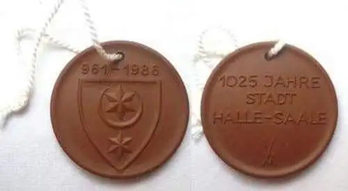 DDR Porzellan Medaille 1025 Jahre Halle a.d. Saale 1986