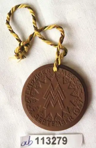 seltenes Porzellan Abzeichen Leipziger Frühjahrsmesse 1947 (113279)