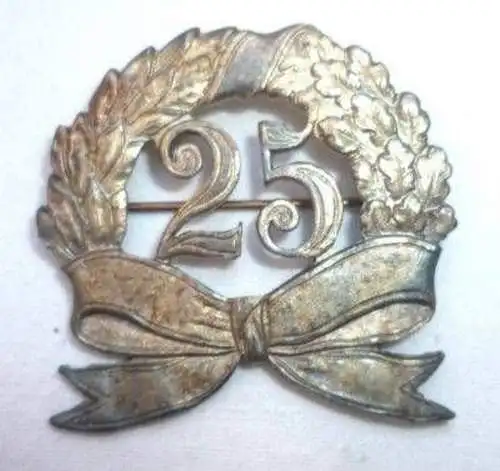 altes silbernes Jubiläums Abzeichen mit 25 um 1910