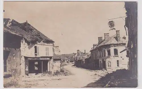 06757 Ak Anizy Frankreich zerstörte Häuser und Geschäft um 1915