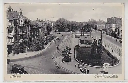 61882 Ak Hannover H.W. Platz mit Verkehr 1939