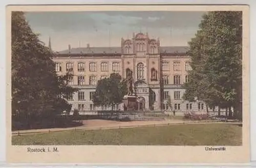 31750 Ak Rostock in Mecklenburg Universität um 1920
