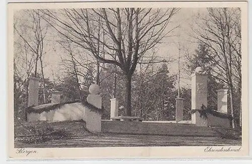 10072 Ak Bergen Ehrendenkmal 1944