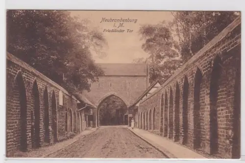 60096 AK Neubrandenburg in Mecklenburg - Friedländer Tor