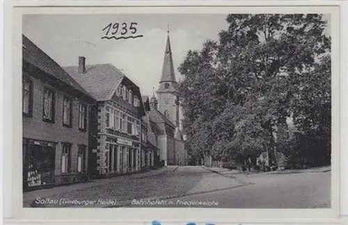 55173 Ak Soltau (Lüneburger Heide) Bahnhofstraße mit Friedenseiche 1933