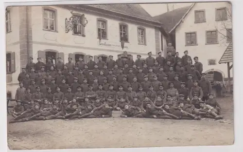 27873 Foto Ak Keppenbach "Gasthaus zum grünen Baum" Kriegsende Nov. 1918